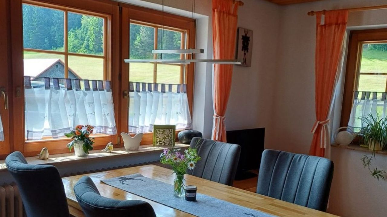 Essbereich der Ferienwohnung Rose Essbereich der Ferienwohnung Rose
